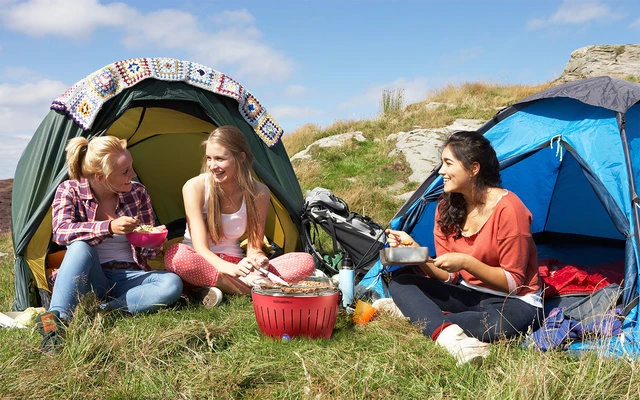 LotusGrill S Charcoal / Table Grill Avec Sac De Transport Deep Blue Tangerine Orange 4 LotusGrill S Charcoal / Table Grill Avec Sac De Transport Deep Blue Tangerine Orange – Image 2