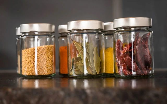 Silwy Classy Verres Magnétiques D'épicerie Fine, Set De 3 Avec Barre Métallique Magnétique 25 Cm 6 Silwy Classy Verres Magnétiques D'épicerie Fine, Set De 3 Avec Barre Métallique Magnétique 25 Cm – Image 4