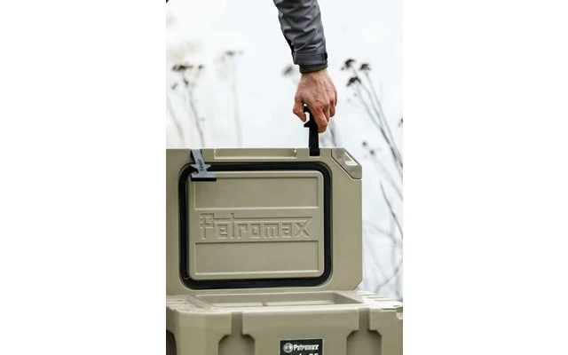 Glacière Passive Petromax 25 Litres Olive 7 Glacière Passive Petromax 25 Litres Olive – Image 5